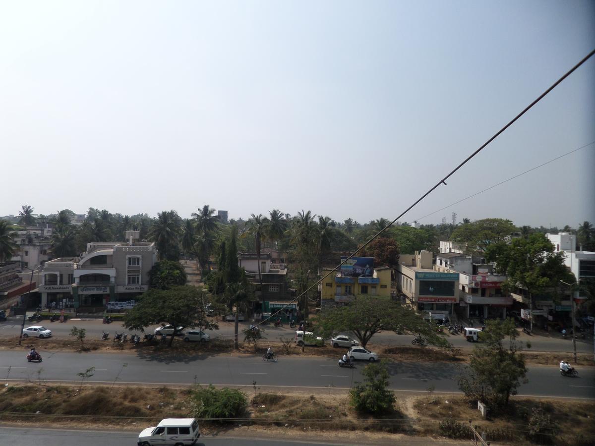 Hotel Sadanand Sāngli Esterno foto