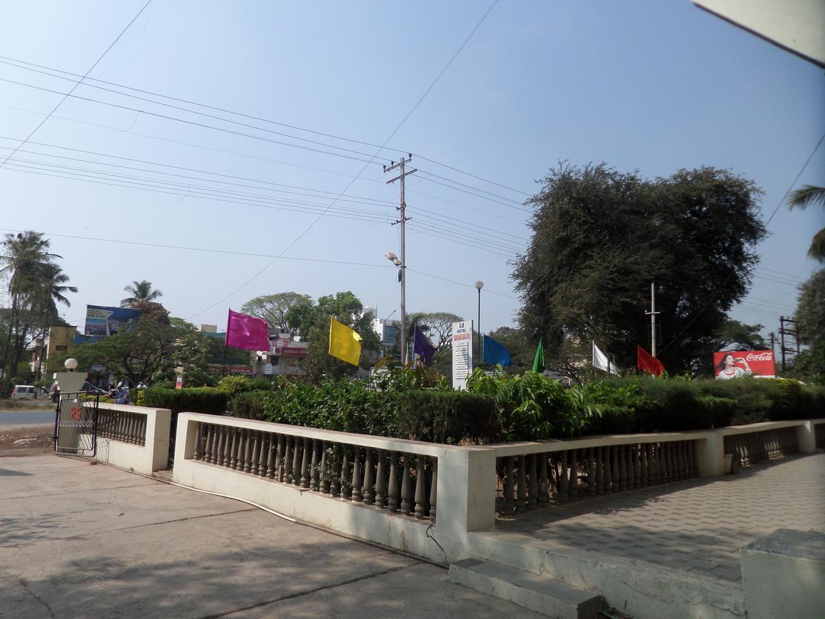 Hotel Sadanand Sāngli Esterno foto