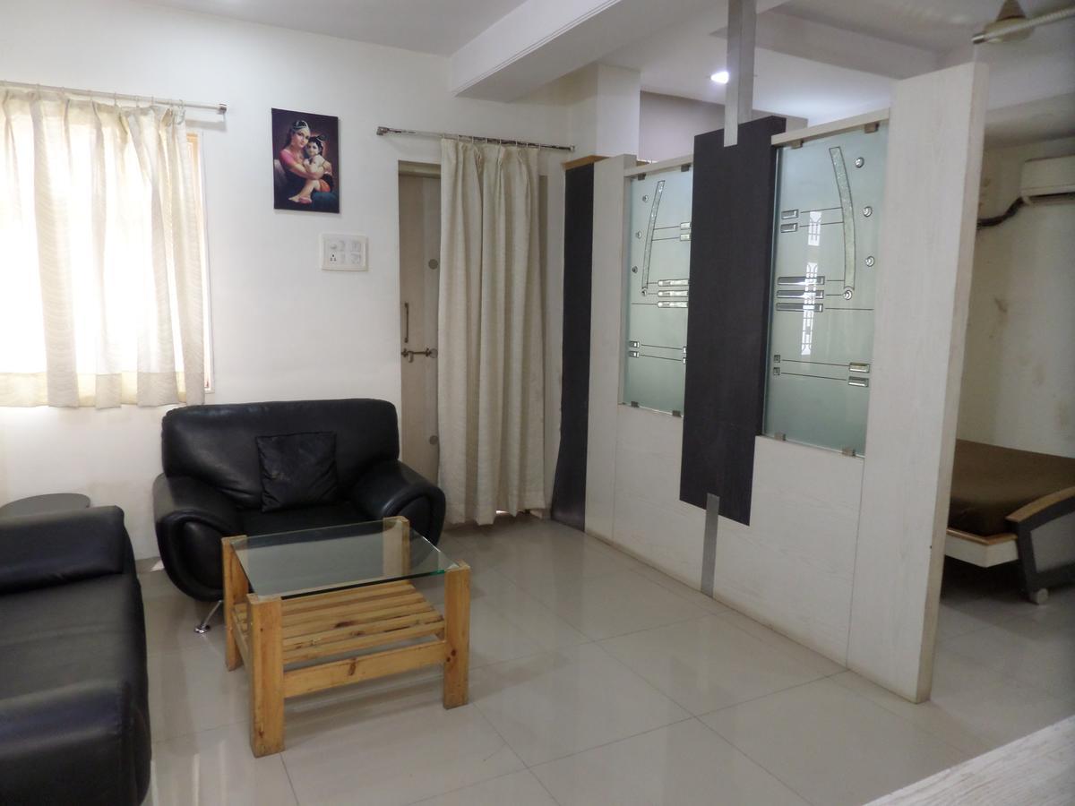 Hotel Sadanand Sāngli Esterno foto
